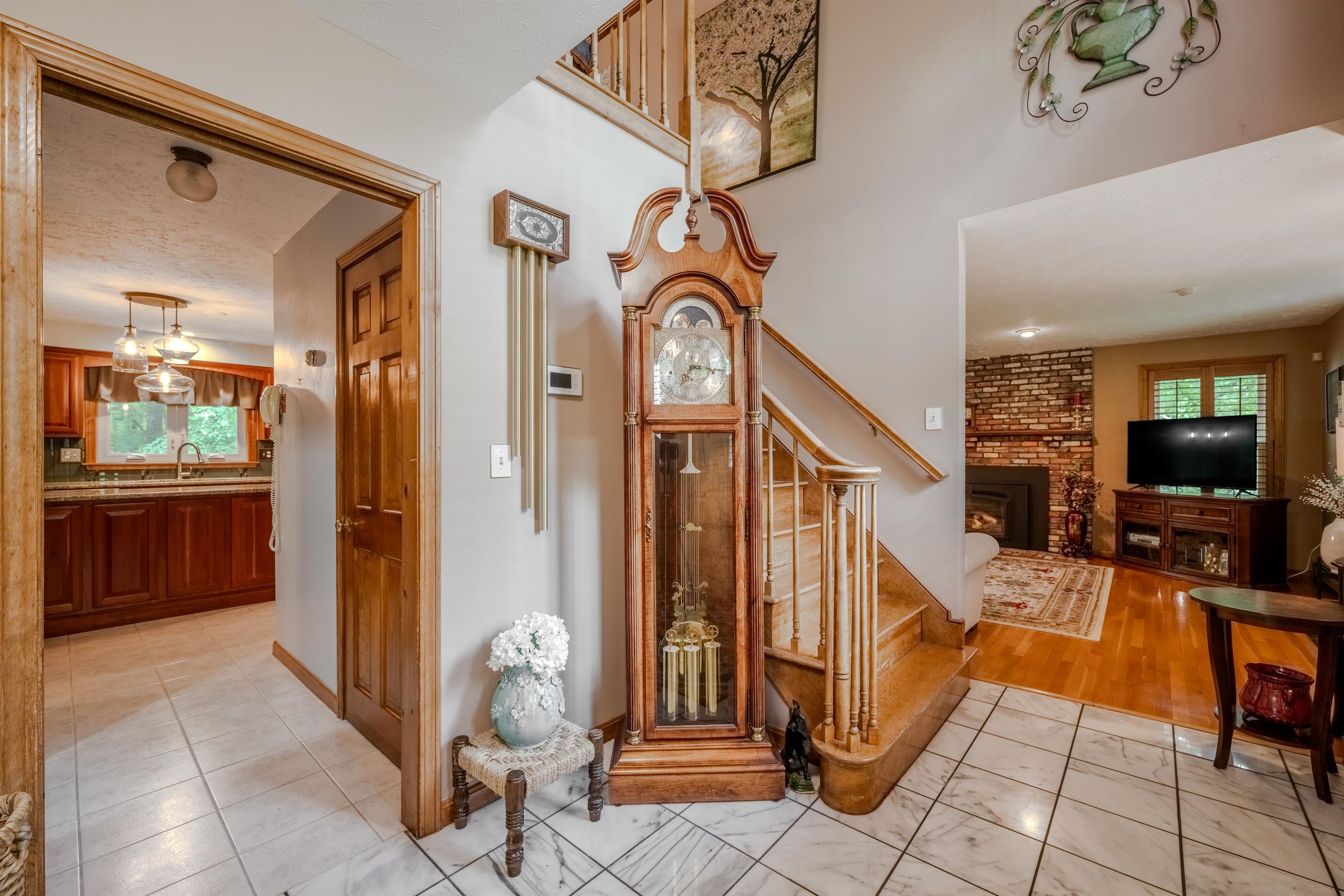 51 Crestwood Lane