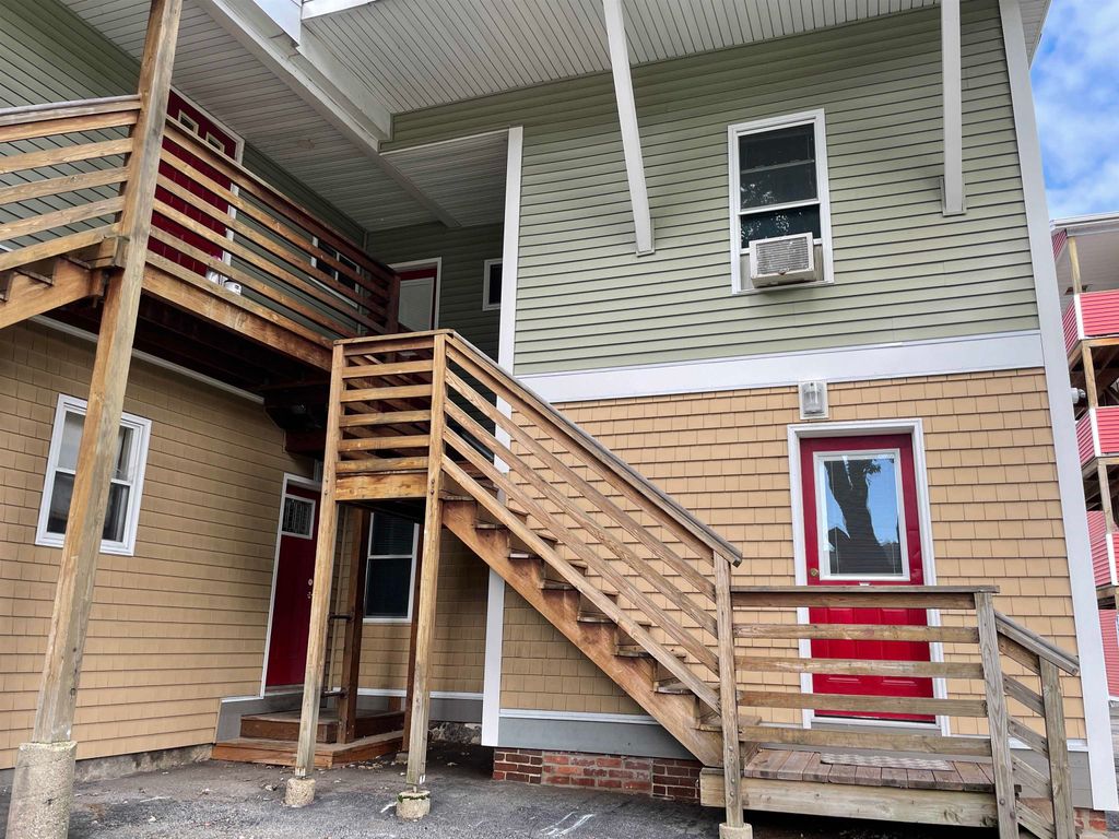 Photo of 53 Walker Street #1E, Manchester, NH 03102 (MLS # 5072710)
