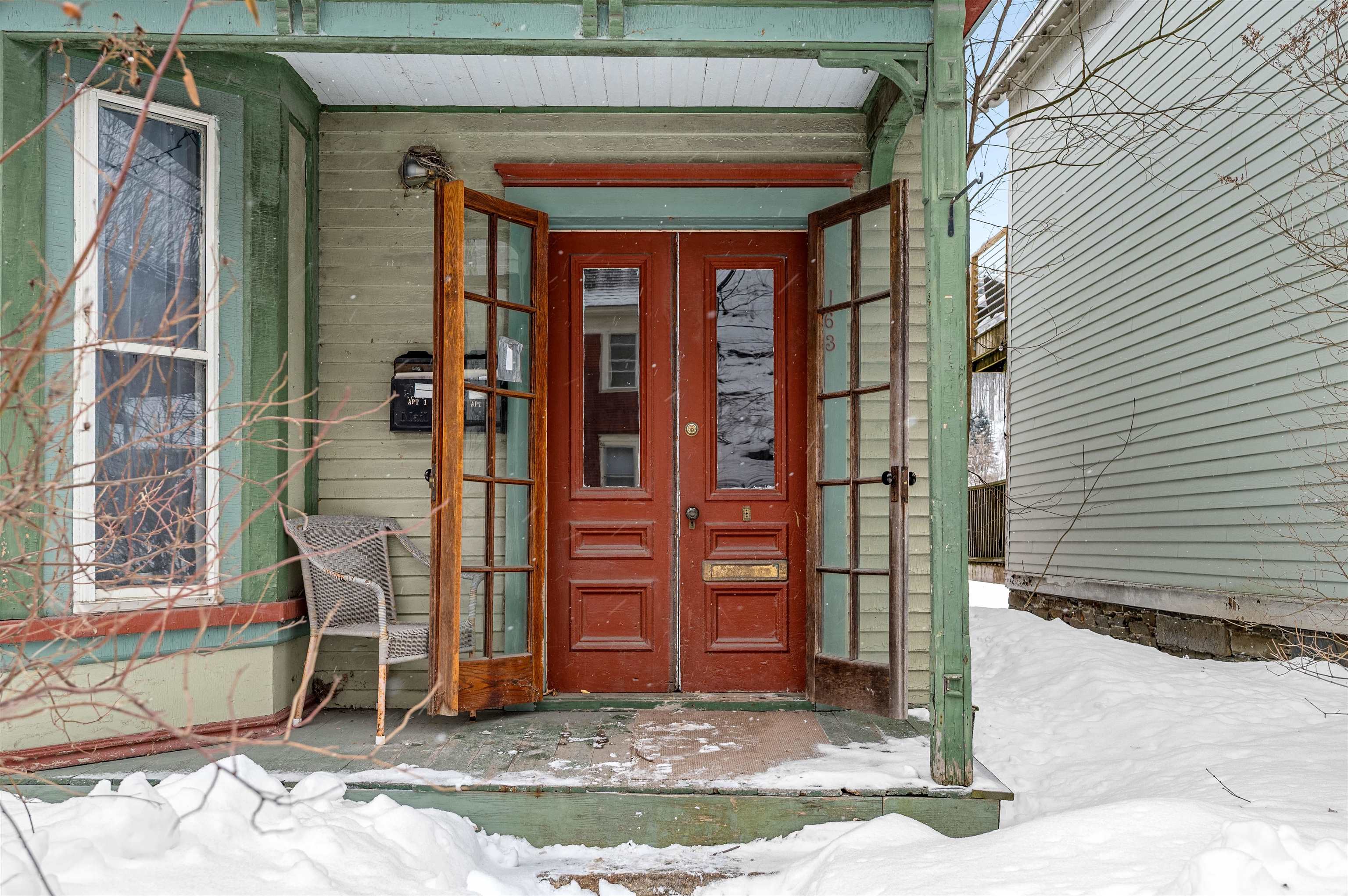 163-165 Barre Street