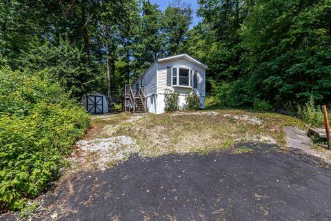 6 Jackson Avenue Allenstown NH 03275