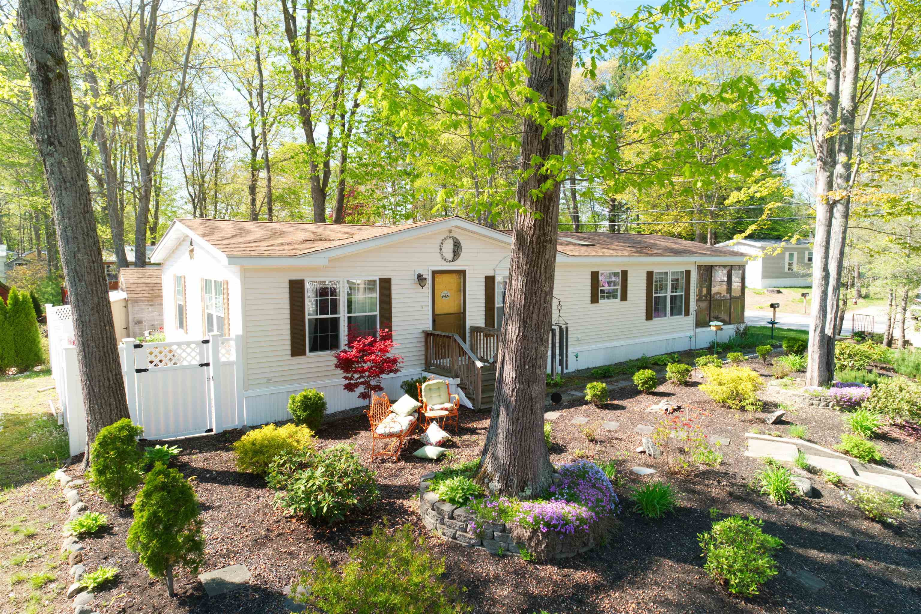 216 Robin Hood Drive