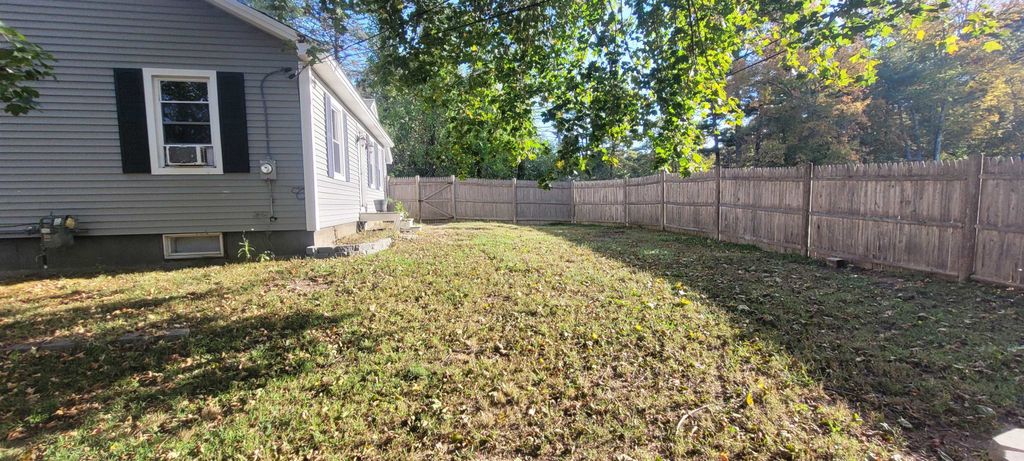Photo of 123 West River Road, Hooksett, NH 03106 (MLS # 5064131)