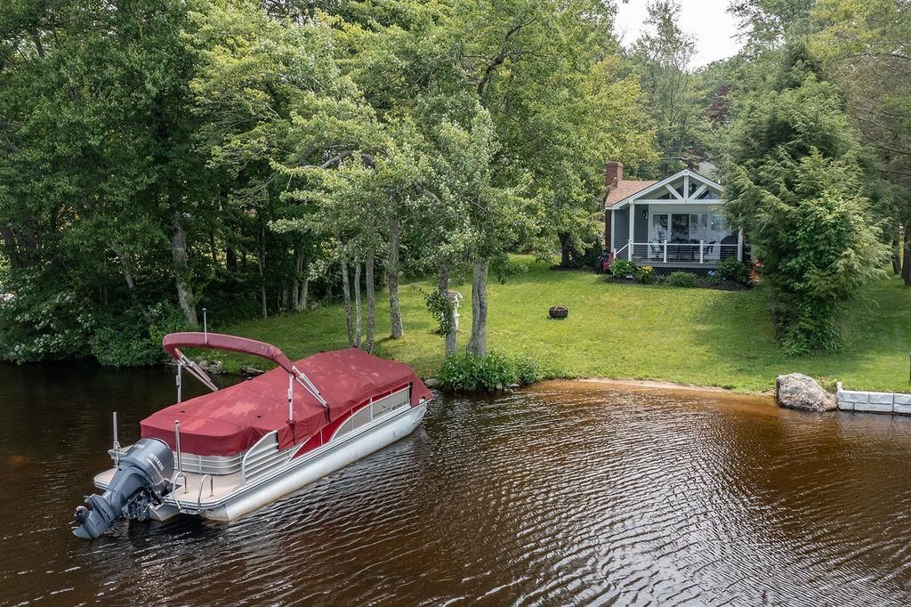 Photo of 124 Water Street, Strafford, NH 03884 (MLS # 5073519)