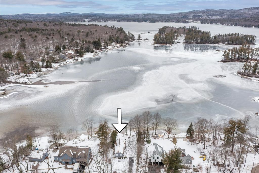 Photo of 124 Water Street, Strafford, NH 03884 (MLS # 5073519)