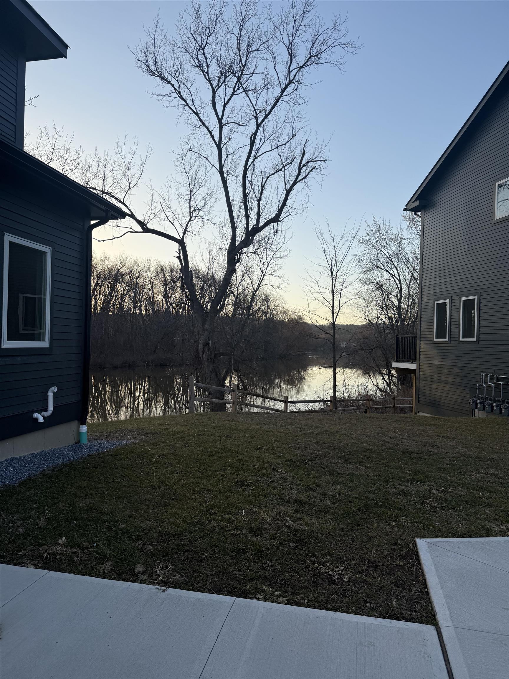 Vergennes, Vermont 05491, United States, 3 Bedrooms Bedrooms, ,2 BathroomsBathrooms,Residential,Active,92388