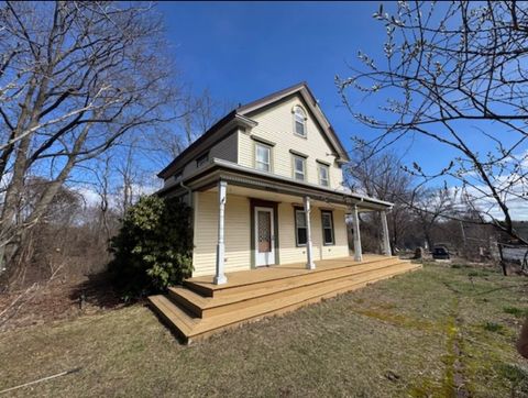 Photo of 1 So. Policy Street, Salem, NH 03079 (MLS # 5082371)