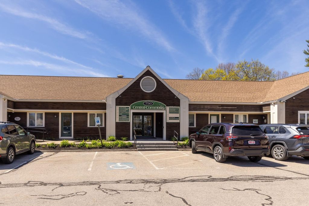 Photo of 750 Central Avenue #UNIT A &amp; C, Dover, NH 03820 (MLS # 5088676)