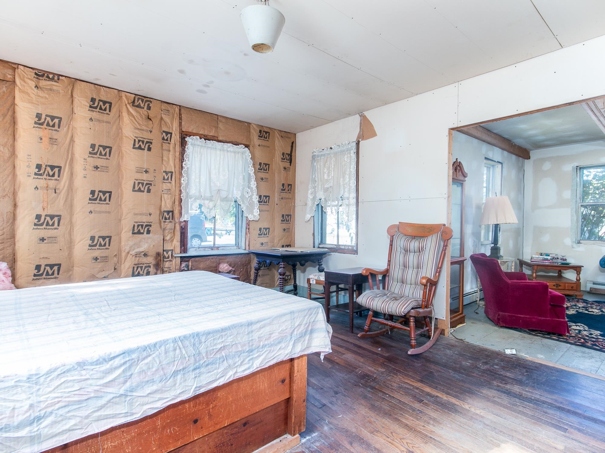 16 Old Manchester Road