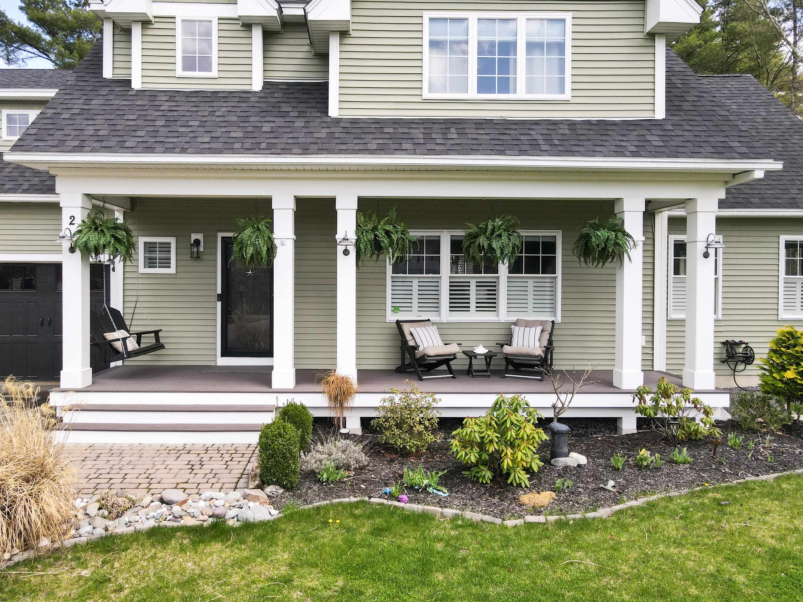 2 Fieldstone Drive