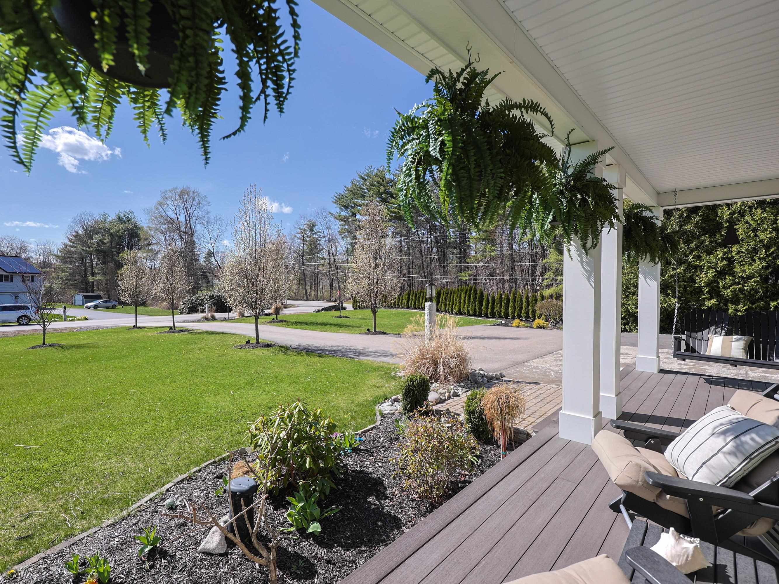 2 Fieldstone Drive
