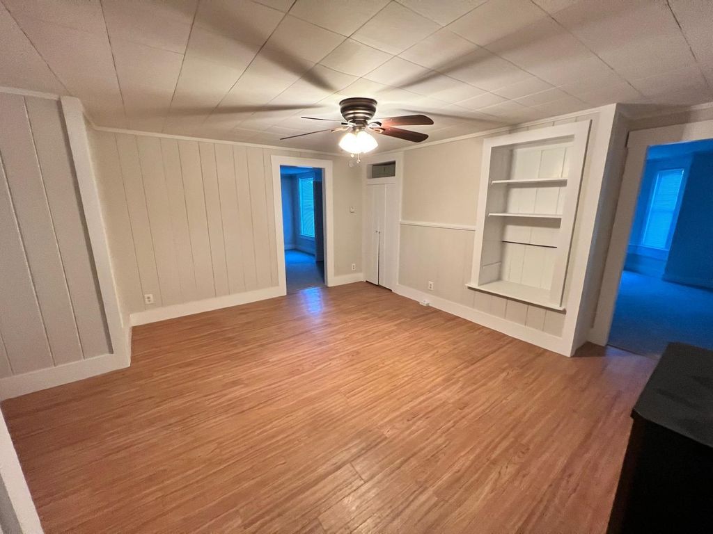 Photo of 15 Frankiln Street, Derry, NH 03038 (MLS # 5079918)