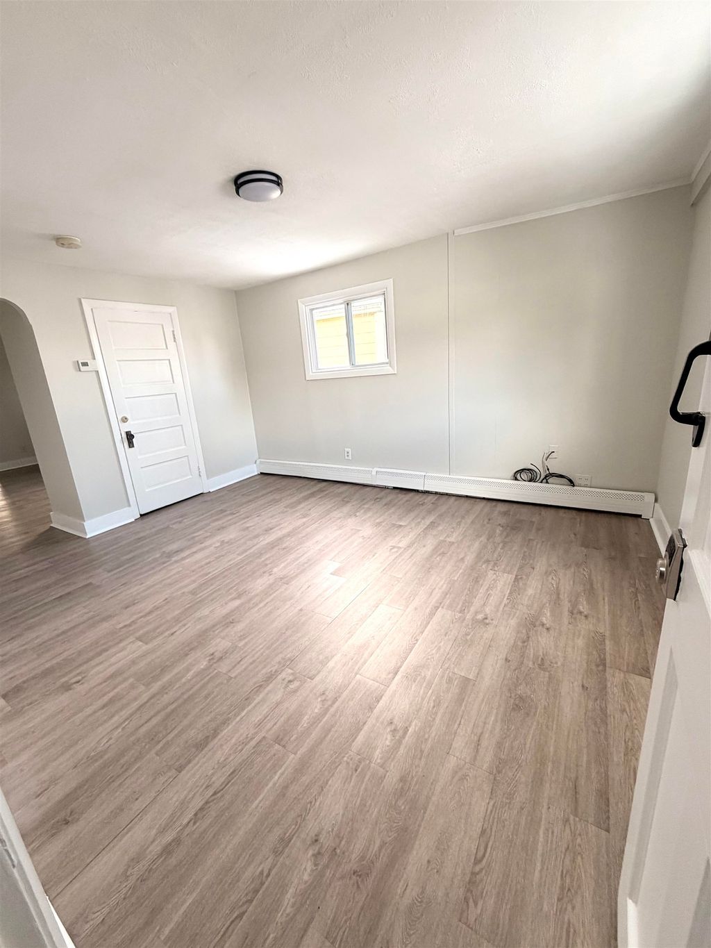 Photo of 39 Mead Street #1, Manchester, NH 03104 (MLS # 5071281)