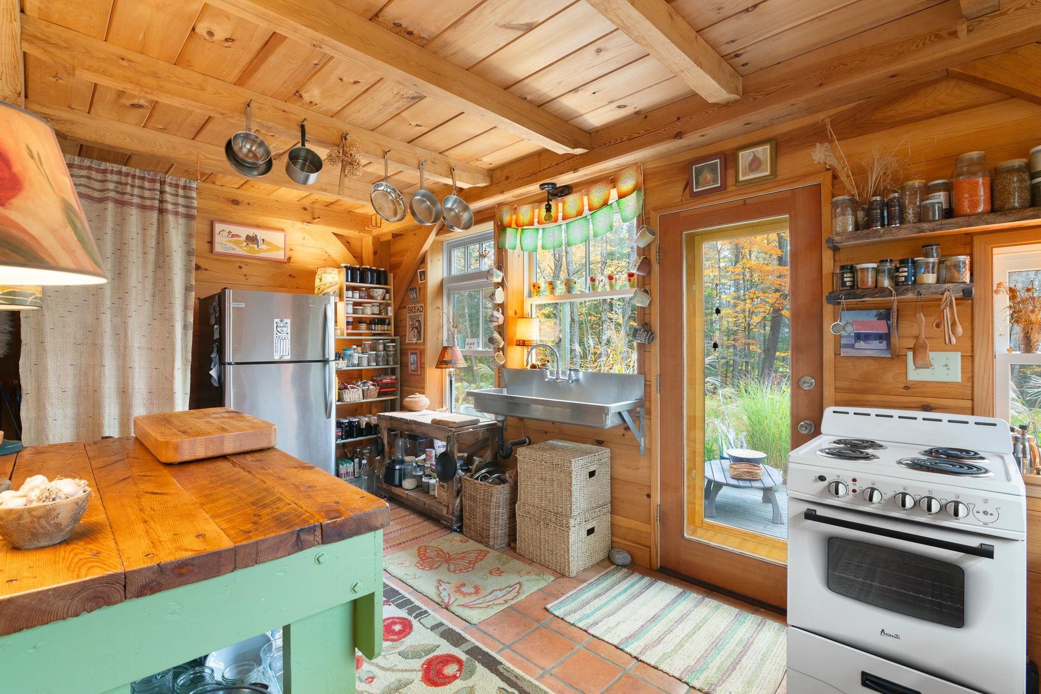 137 Pleasant Valley Road