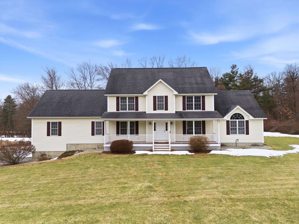 Photo of 4 Wasserman Heights, Merrimack, NH 03054 (MLS # 5079631)