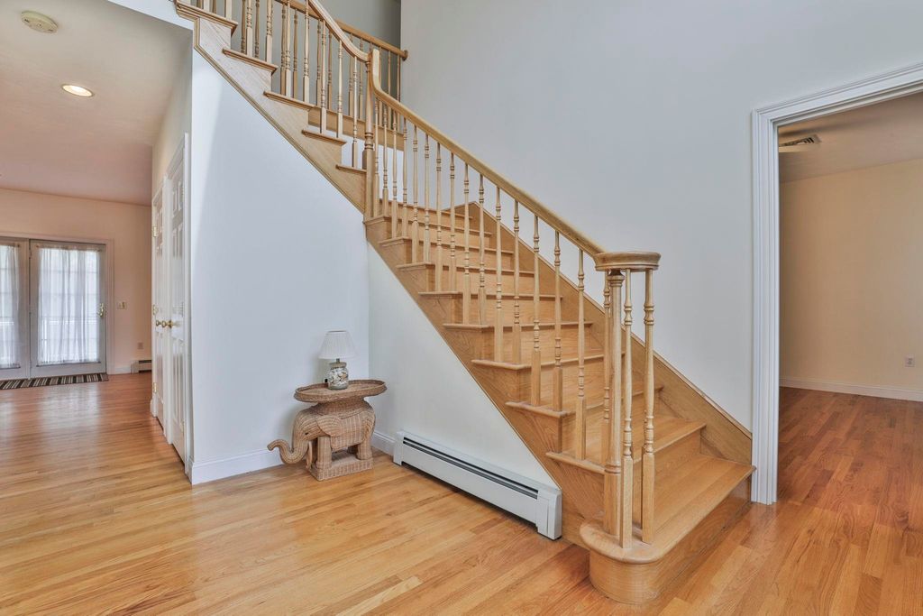 Photo of 19 Melissa Circle, Pelham, NH 03076 (MLS # 5081911)