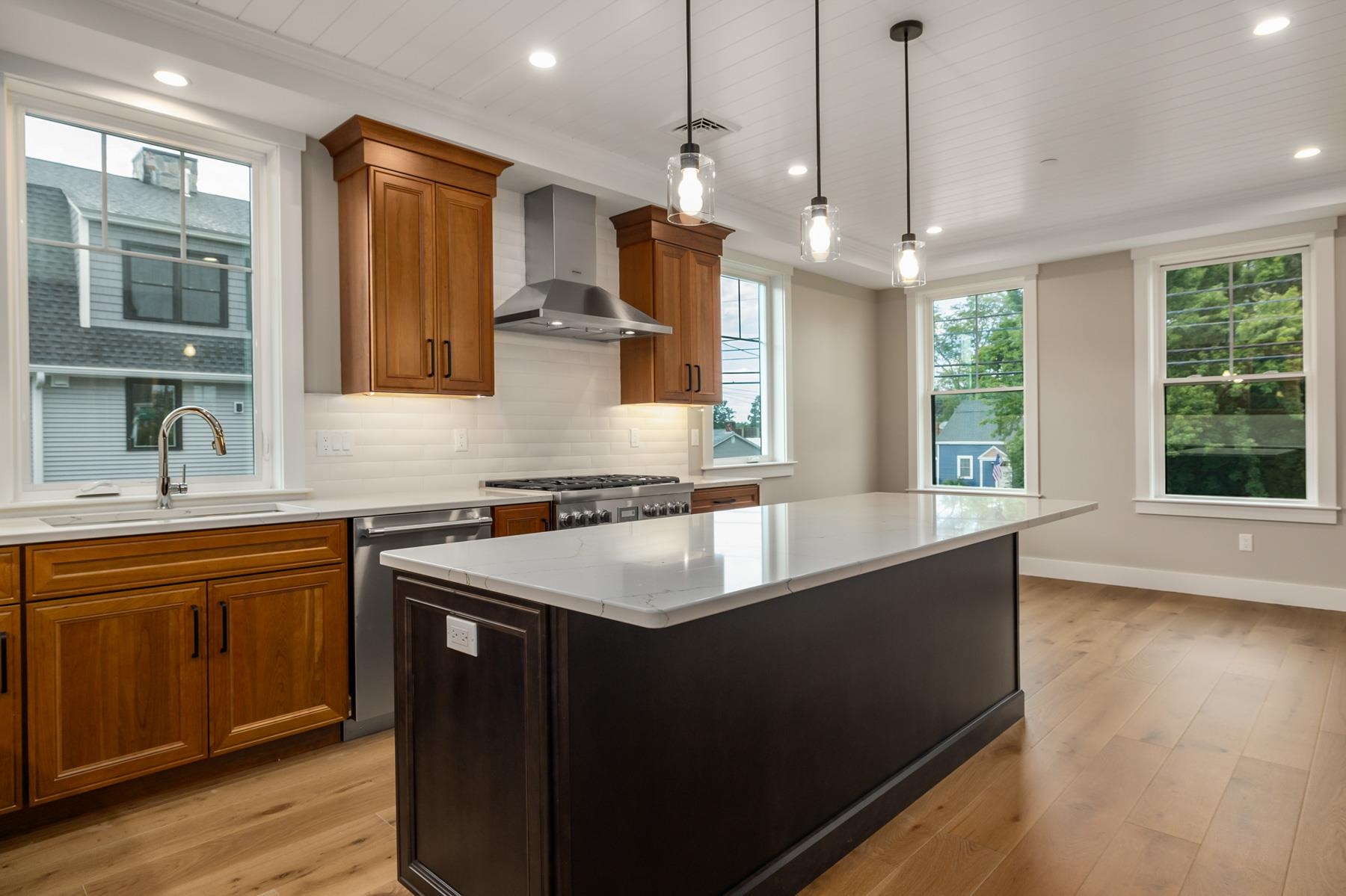 14 LITTLE BAY Drive