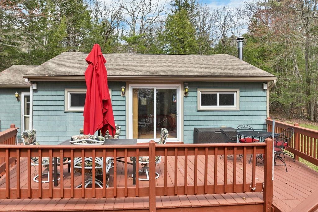 Photo of 31 Rays Way, Moultonborough, NH 03254 (MLS # 5084868)