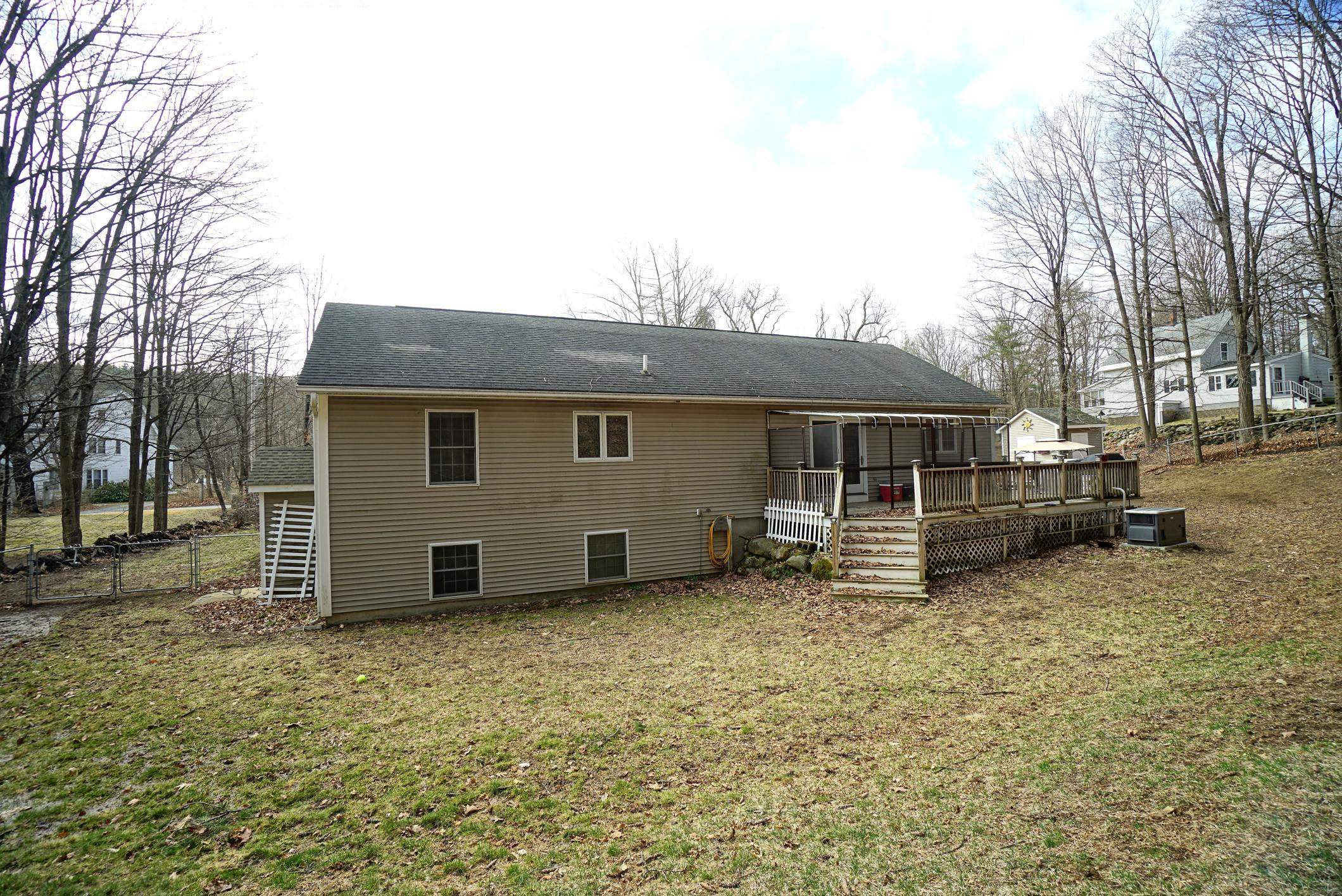 Milford, New Hampshire 03055, United States, 3 Bedrooms Bedrooms, ,3 BathroomsBathrooms,Residential,Active,96791