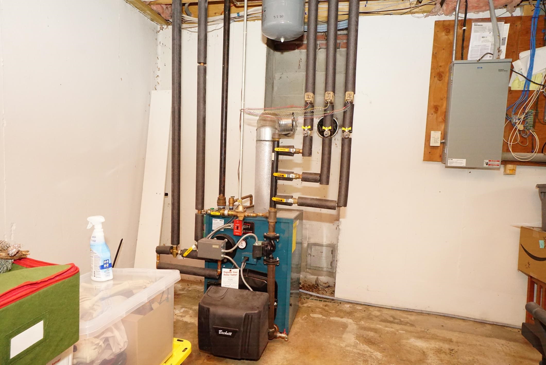 Milford, New Hampshire 03055, United States, 3 Bedrooms Bedrooms, ,3 BathroomsBathrooms,Residential,Active,96791