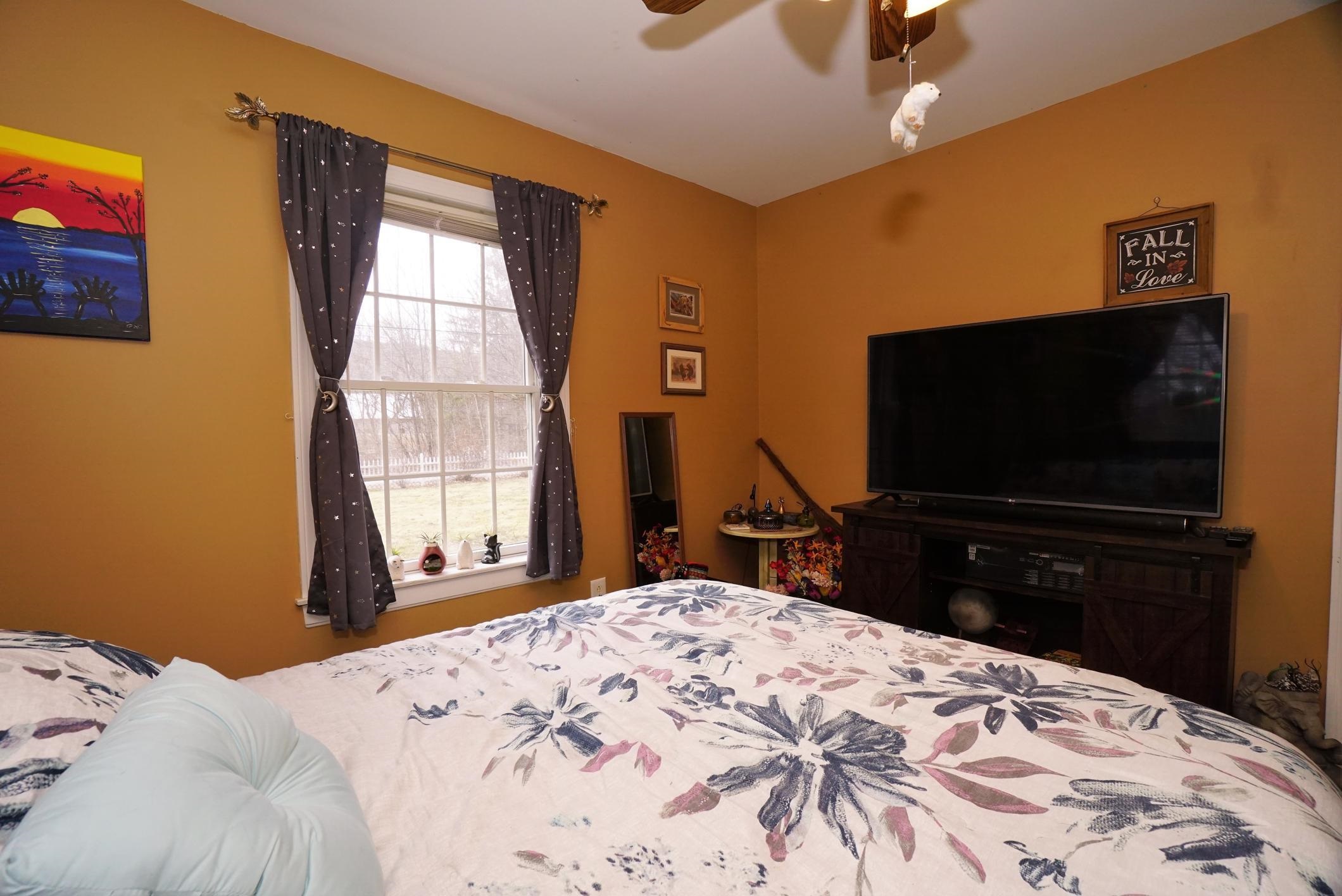 Milford, New Hampshire 03055, United States, 3 Bedrooms Bedrooms, ,3 BathroomsBathrooms,Residential,Active,96791