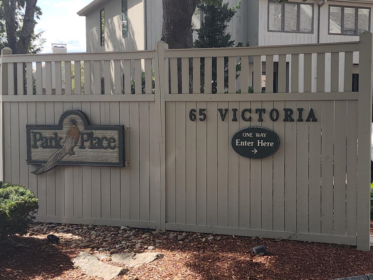 65 Victoria Street 45