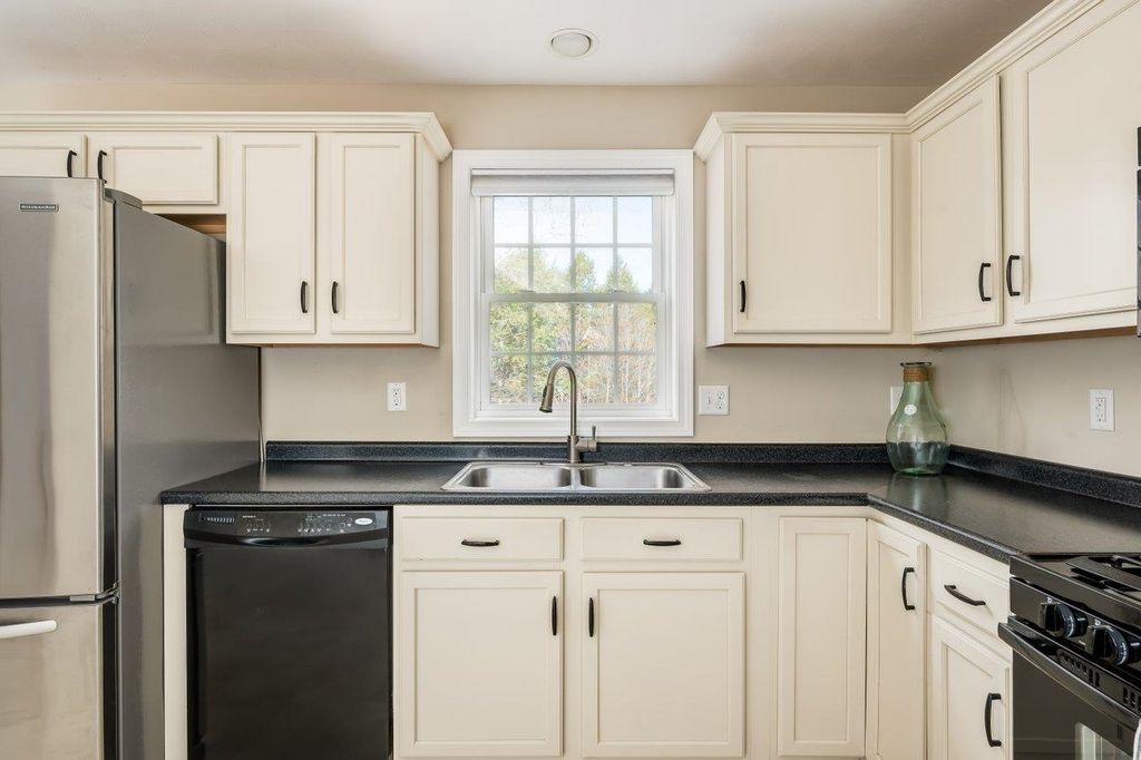 Photo of 59 Cheney Lane, Danville, NH 03819 (MLS # 5083708)