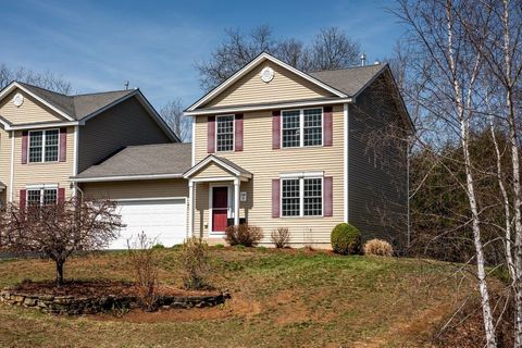 59 D Cheney Lane Danville NH 03819