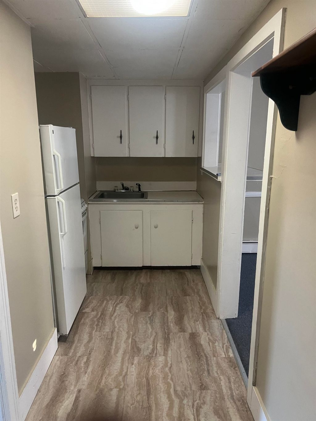 Photo of 40 W Broadway Street #8, Derry, NH 03038 (MLS # 5067293)