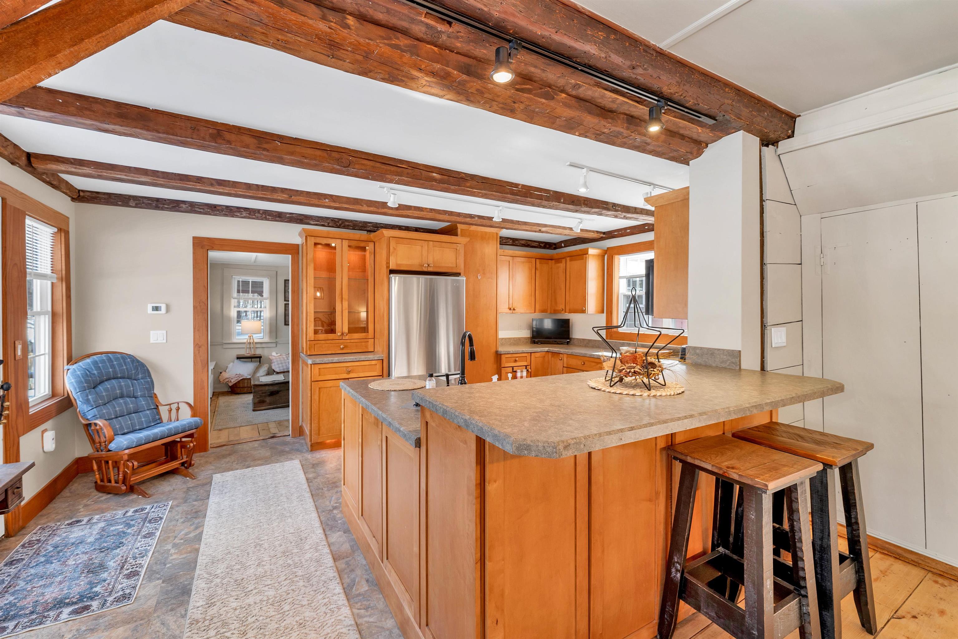 Sunapee, New Hampshire 03782, United States, 3 Bedrooms Bedrooms, ,2 BathroomsBathrooms,Residential,Active,2276