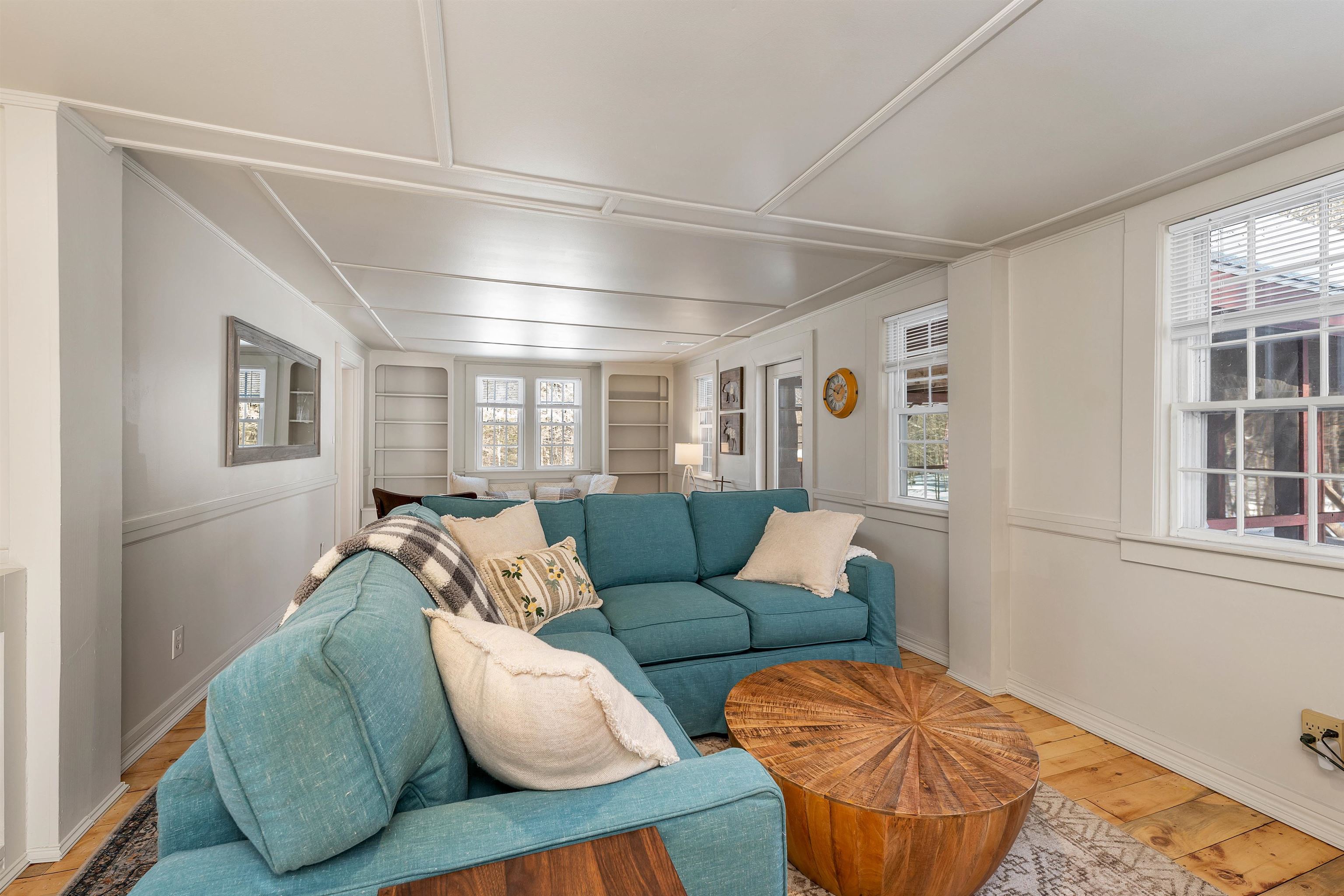 Sunapee, New Hampshire 03782, United States, 3 Bedrooms Bedrooms, ,2 BathroomsBathrooms,Residential,Active,2276