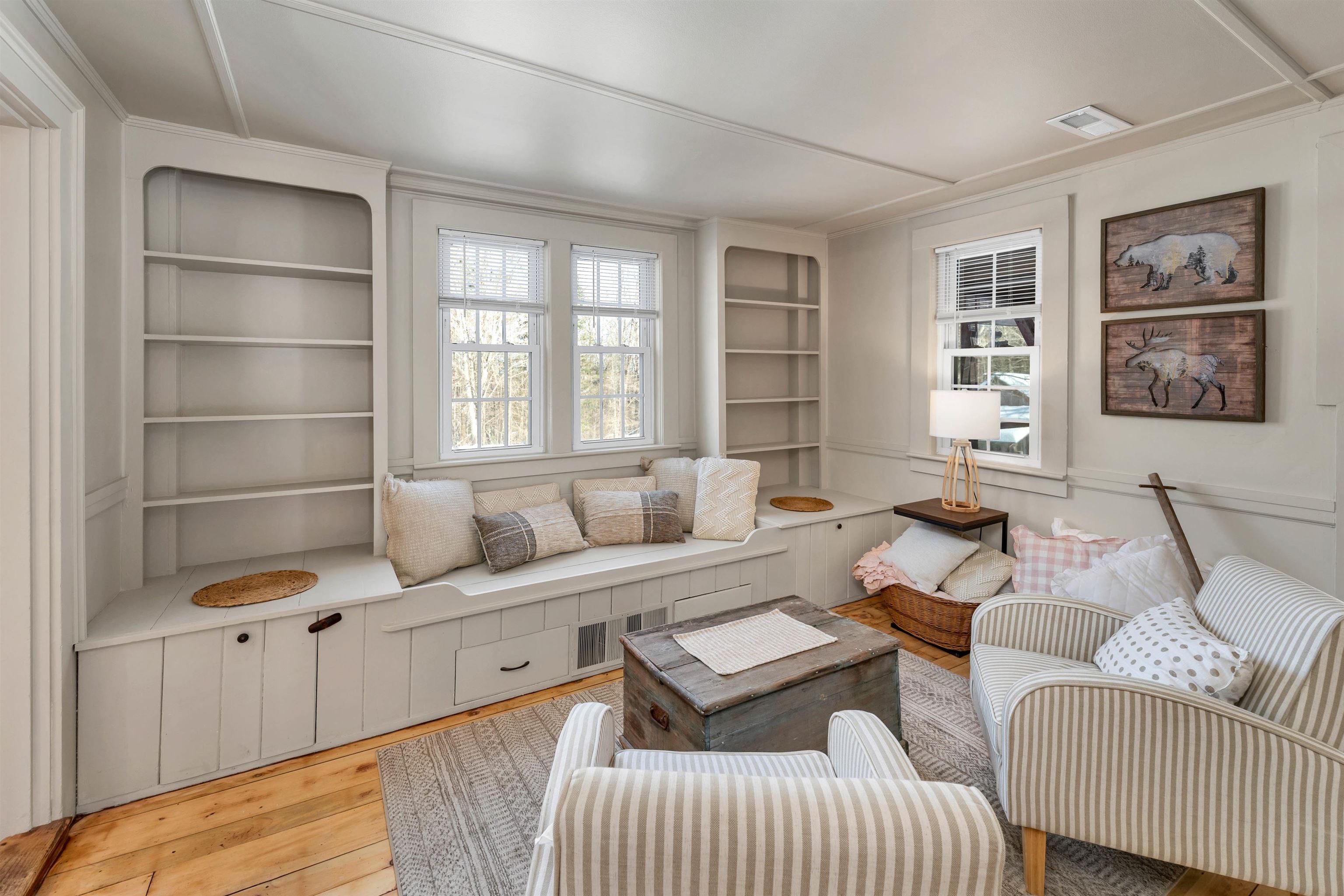 Sunapee, New Hampshire 03782, United States, 3 Bedrooms Bedrooms, ,2 BathroomsBathrooms,Residential,Active,2276