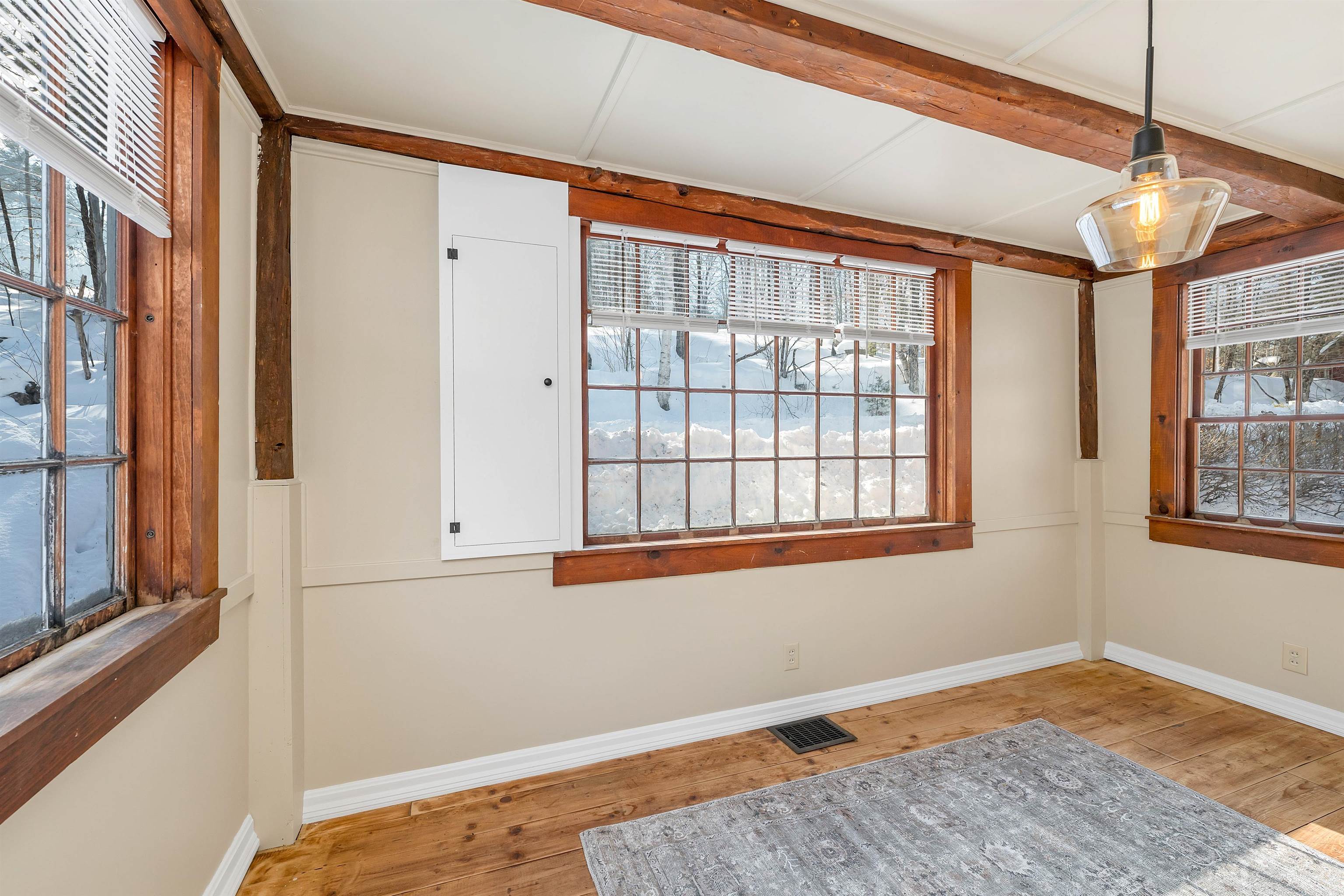 Sunapee, New Hampshire 03782, United States, 3 Bedrooms Bedrooms, ,2 BathroomsBathrooms,Residential,Active,2276