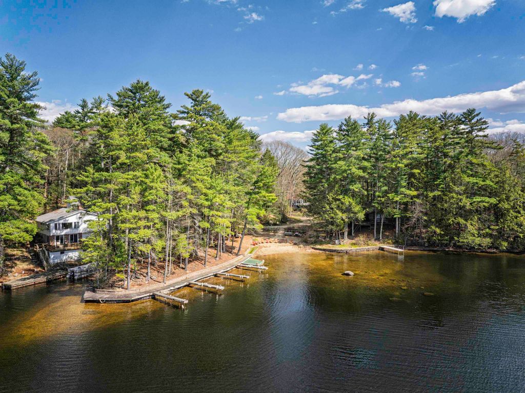 Photo of 21 Brustle Road, Nottingham, NH 03290 (MLS # 5087211)
