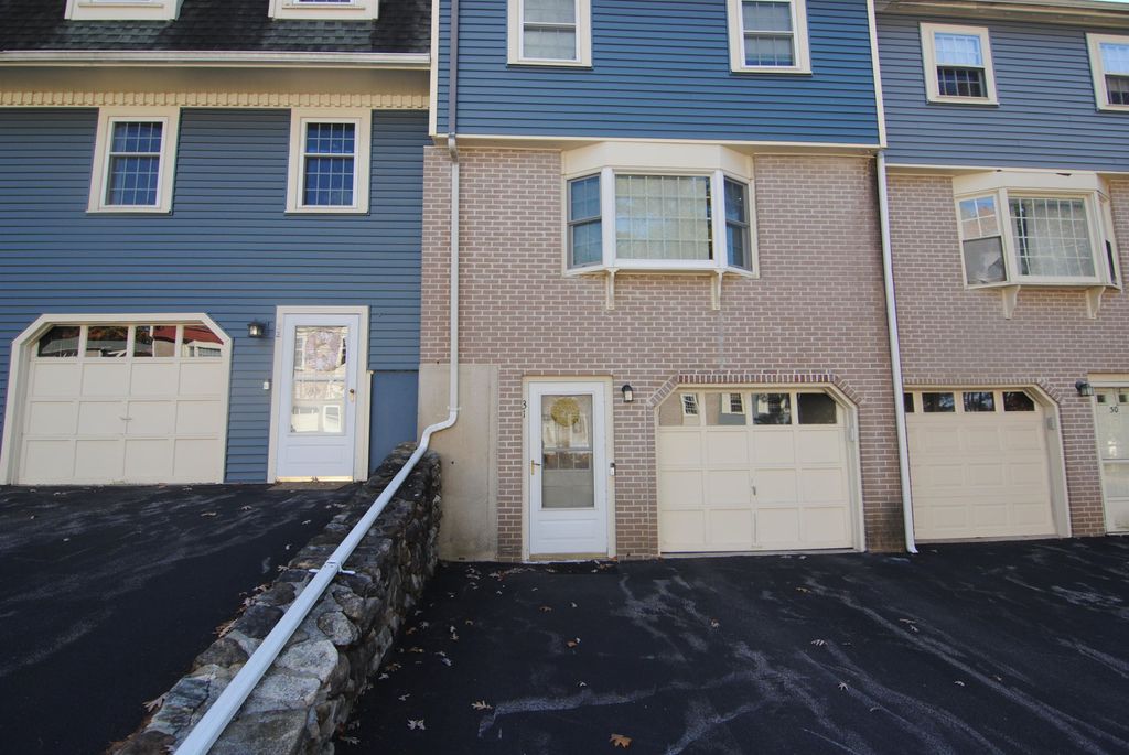 Photo of 31 Cannongate III Road #3, Nashua, NH 03063 (MLS # 5068748)