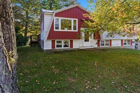 4 Vernon Avenue Rochester NH 03867