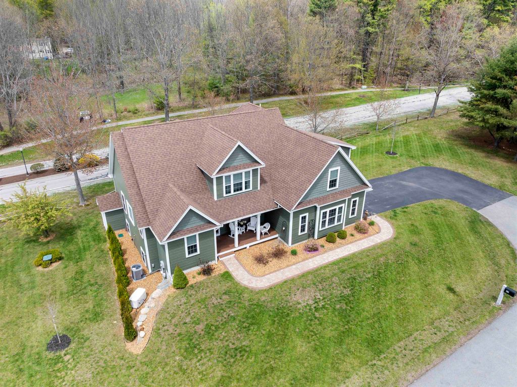 Photo of 22 Darwin Place, Laconia, NH 03246 (MLS # 5089003)