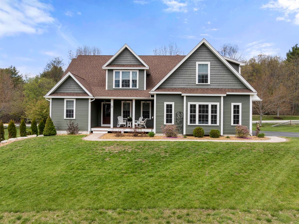 Photo of 22 Darwin Place, Laconia, NH 03246 (MLS # 5089003)