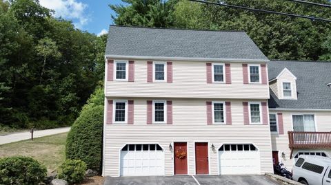 Photo of 22 Hawkstead Hollow, Nashua, NH 03063 (MLS # 5060220)