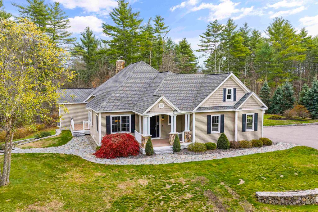 Photo of 65 Lake Road, Brentwood, NH 03833 (MLS # 5068848)