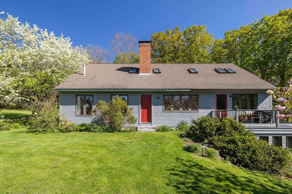 Photo of 1459 South Road, Hopkinton, NH 03229 (MLS # 5088902)