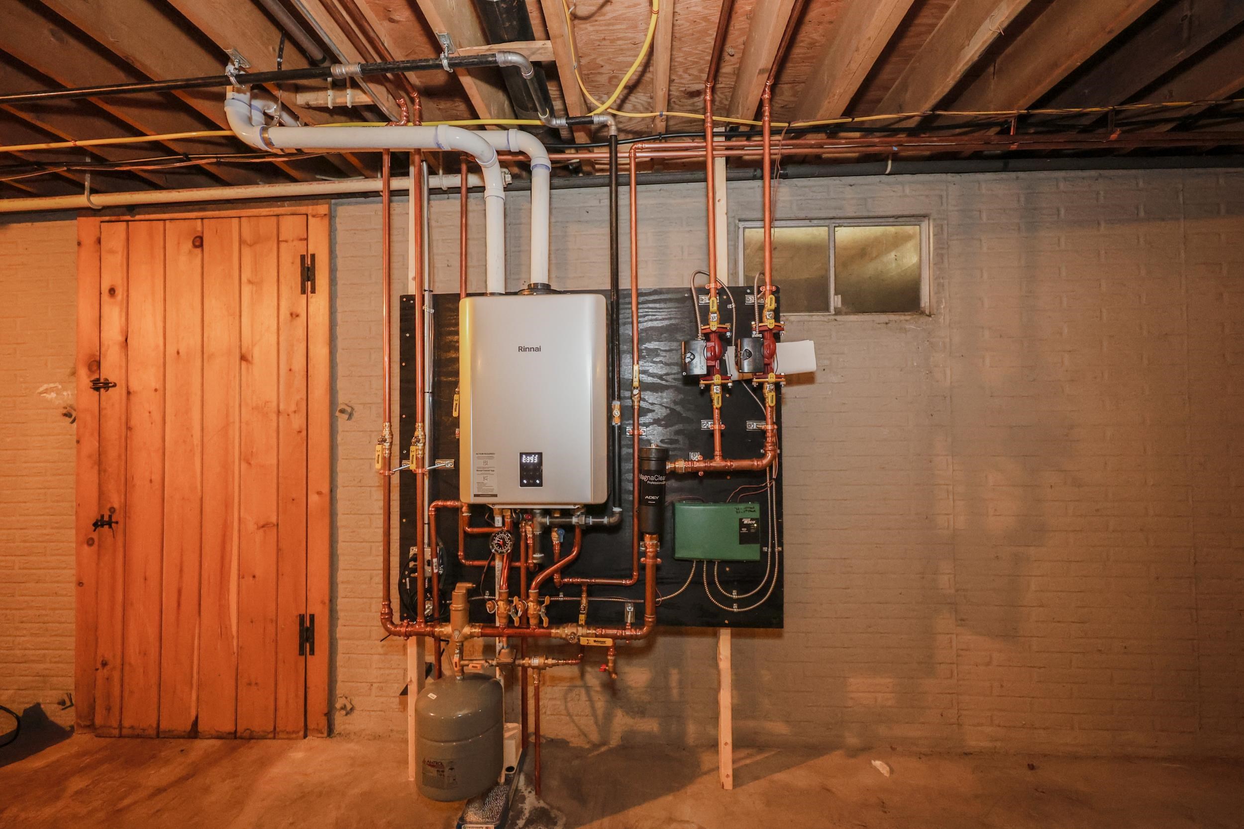 Dublin, New Hampshire 03444, United States, 3 Bedrooms Bedrooms, ,3 BathroomsBathrooms,Residential,Active,218976