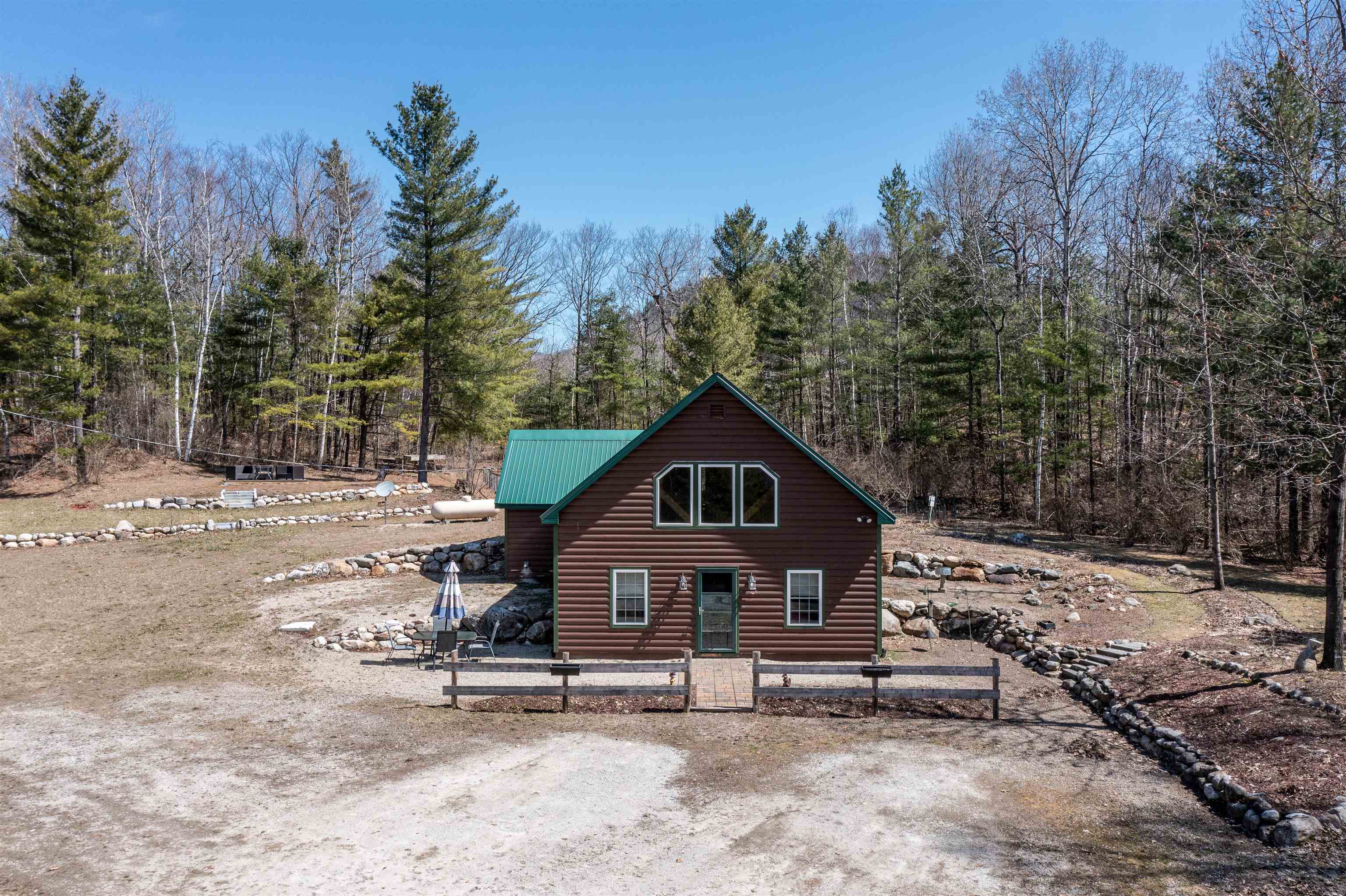 2058 East Clarendon Road