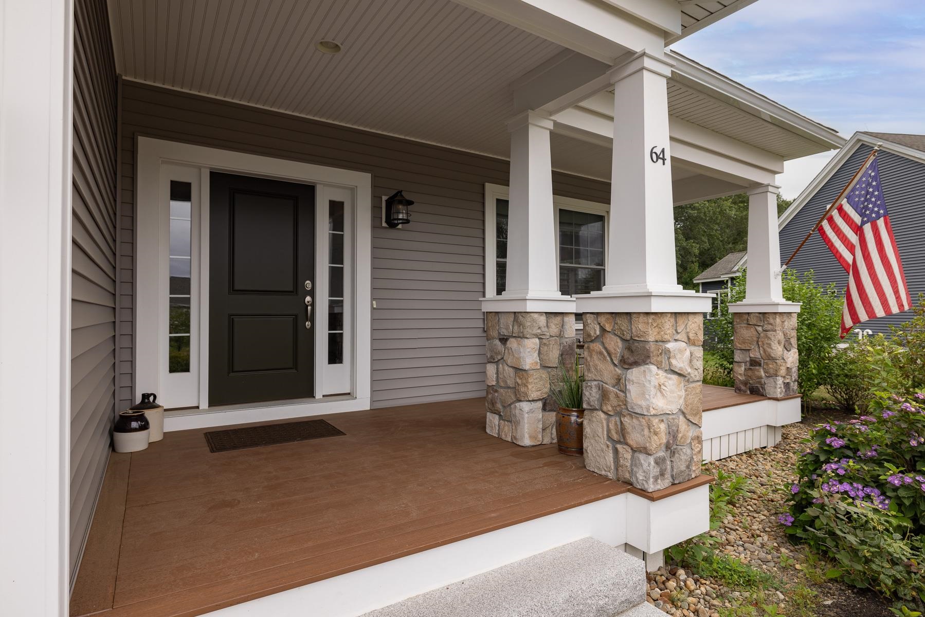 64 Boxwood Path 64
