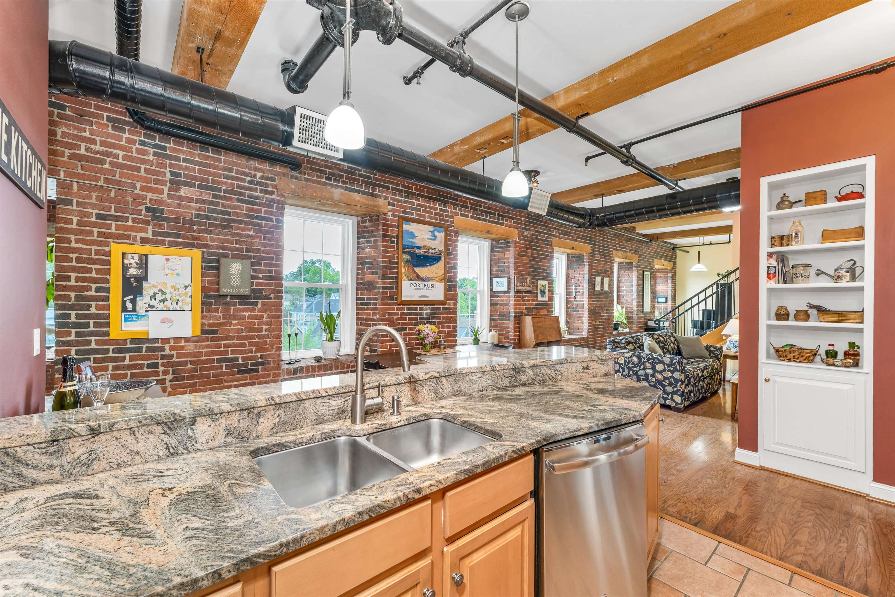 6 Bay Road 22
