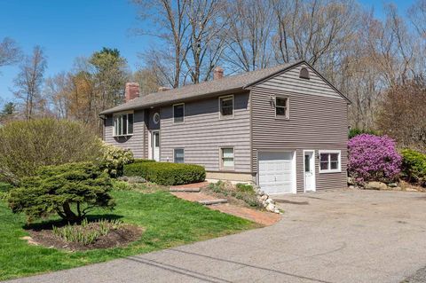 26 Merrill Drive Atkinson NH 03811