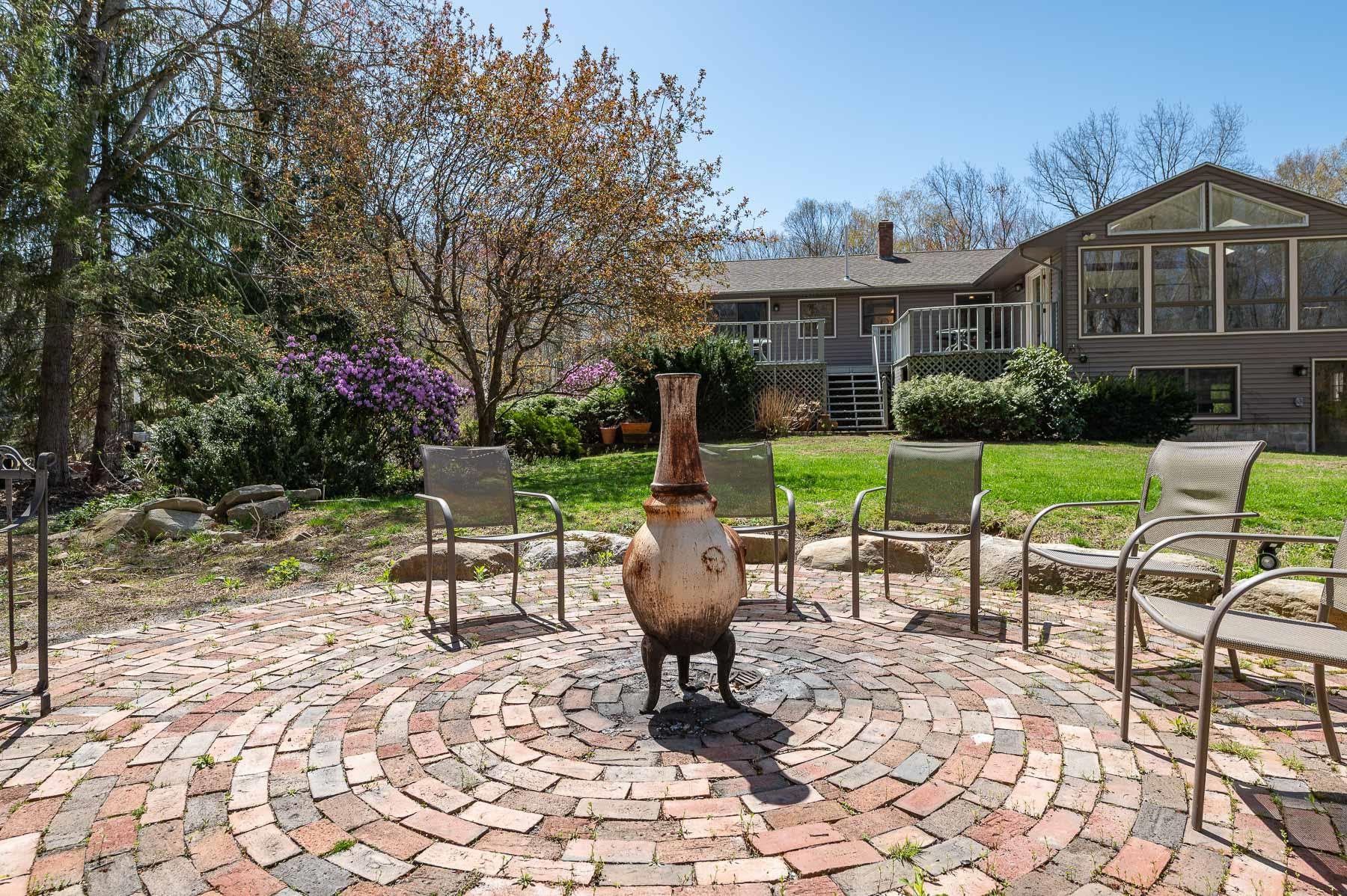 26 Merrill Drive