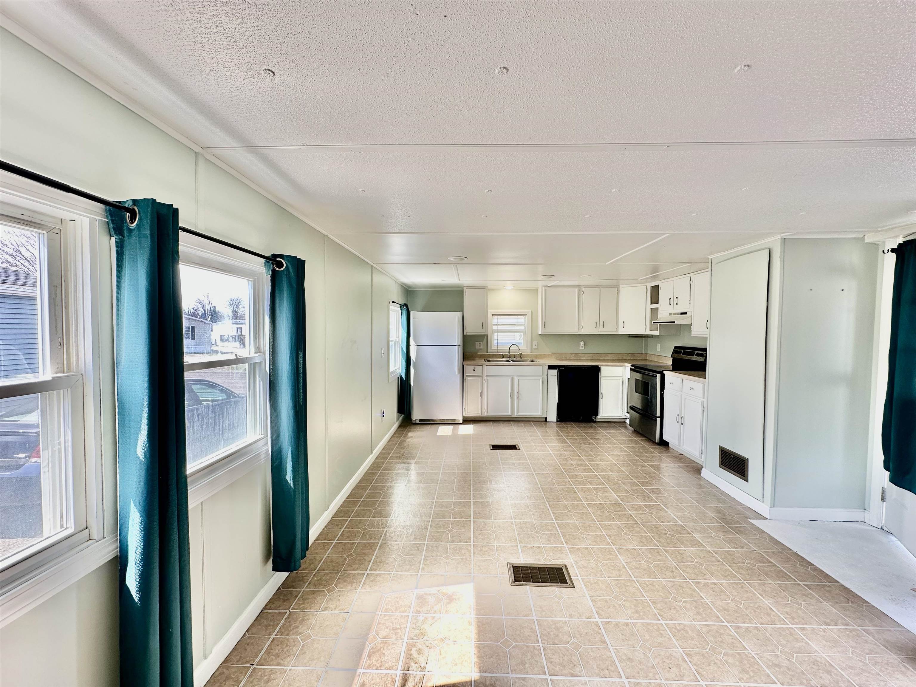 89 Pecor Avenue