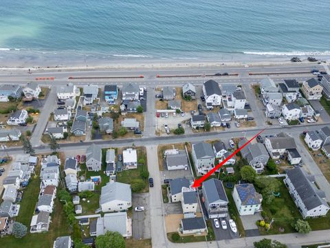 Photo of 711 Redman Street, Hampton, NH 03842 (MLS # 5085100)