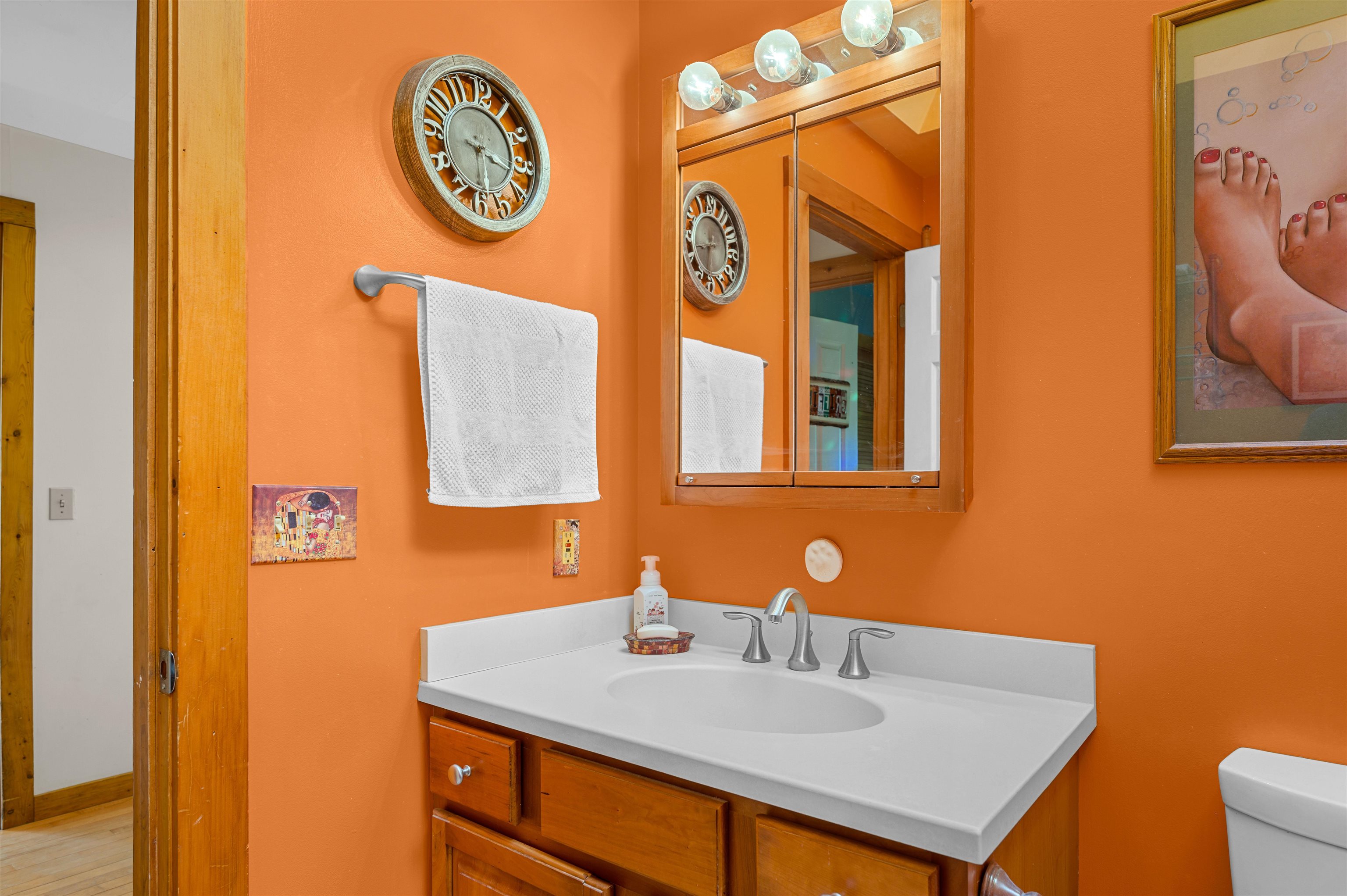 Morristown, Vermont 05661, United States, 2 Bedrooms Bedrooms, ,1 BathroomBathrooms,Residential,Active,169834