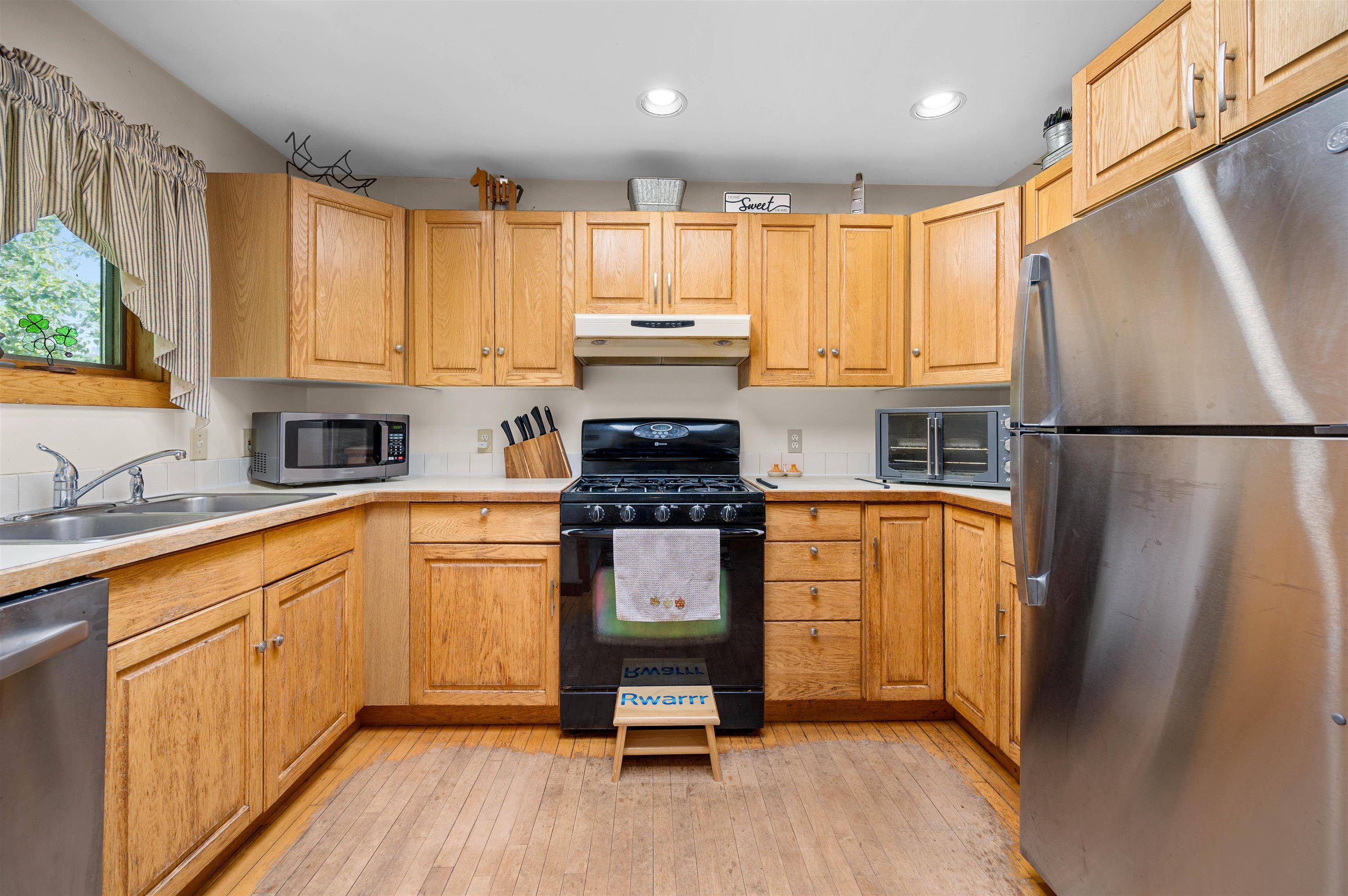 Morristown, Vermont 05661, United States, 2 Bedrooms Bedrooms, ,1 BathroomBathrooms,Residential,Active,169834